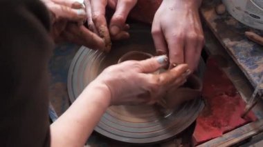 çanak çömlek master class. Potter's tekerlek ve eller