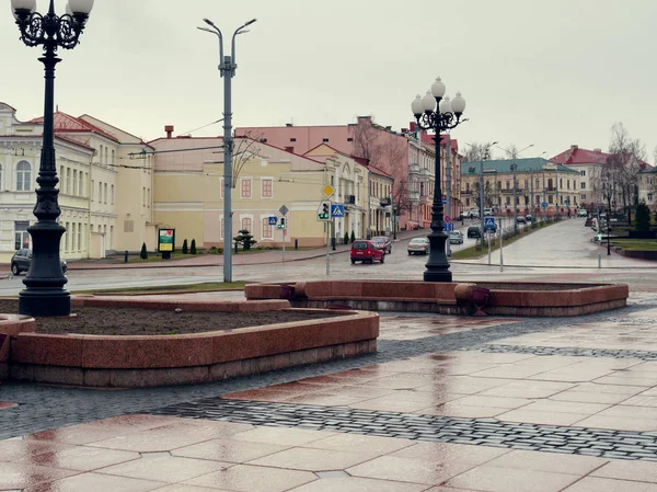 GRODNO, BELARO - 18 MARZO 2019: Piazza principale della città di Grodno . — Foto Stock