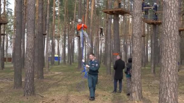 Gomel Belarus Abril 2019 Liceu Ministério Das Situações Emergência Corda — Vídeo de Stock