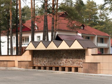 Gomel, Beyaz Rusya - 21 Nisan 2019: Acil Durumlar Bakanlığı Lisesi. Eğitim binaları ve kışlalar ile bölge.