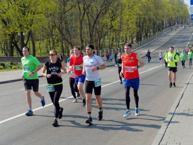 Gomel, Beyaz Rusya - 21 Nisan 2019: Ecomarathone 2019 Gomel Geçti