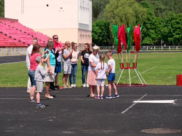 GOMEL, BELARUS - 25 MAI 2019 : Concours ouvert républicain de ski acrobatique pour l'entraînement moteur spécial — Photo