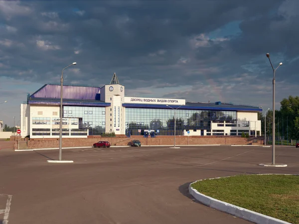 GOMEL, BELARUS - MAY 25, 2019: The building of the Palace of water sports in the early morning — Stock Photo, Image