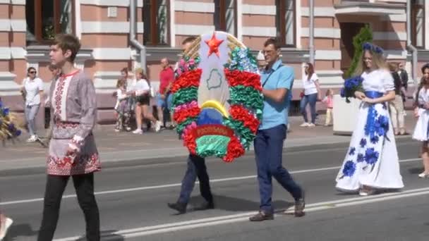 Γκομέλ, Λευκορωσία-3 Ιουλίου 2019: ημέρα ανεξαρτησίας της Λευκορωσίας. Εορταστική παρέλαση στο Γκομέλ — Αρχείο Βίντεο