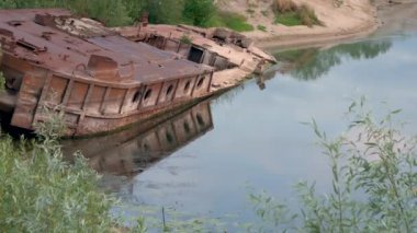 Gomel, Belarus trafik otomatik trafiği gece karayolu üzerinde