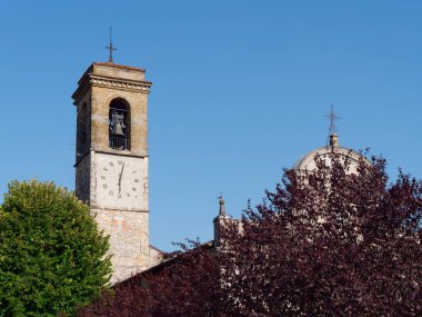 Bergamo, İtalya - 9 Ağustos 2019: Eski kilisenin güzel binası