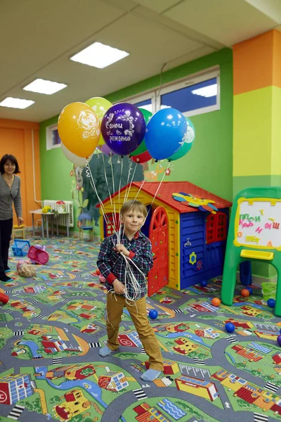 Gomel Belarus April 2018 Kinderen Spelen Het Kinderanimatiecentrum Verjaardag 2020 — Stockfoto