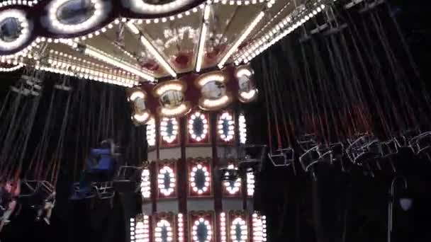 Gomel Belarus Augustus 2020 Amusementsparkcarrousel Avond 2020 — Stockvideo