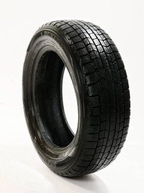 GOMEL, BELARUS - 14 Eylül 2020: Kullanılmış araba lastikleri Dunlop Graspic DS-3 185 65R15 88Q 2020