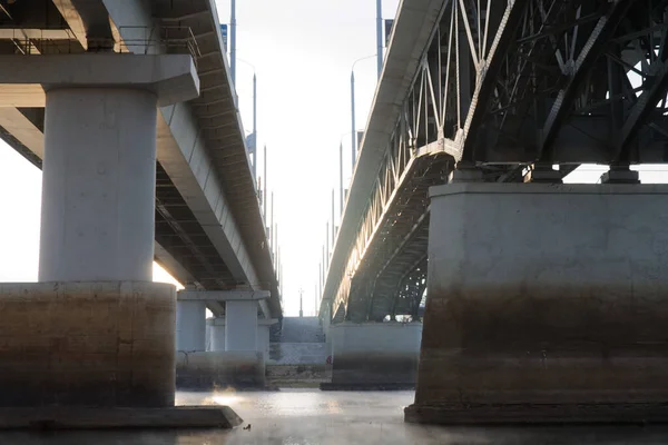 Most Kolejowy Nad Rzeką Sozh Świetle Słońca Żomel Białoruś 2020 — Zdjęcie stockowe