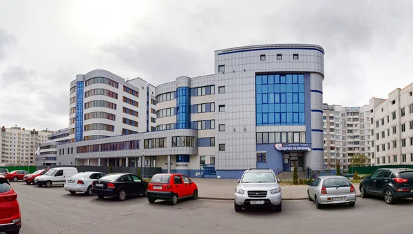 Gomel Belarus Απριλίου 2020 Ανέγερση Νέας Παιδικής Κλινικής Στην Οδό — Φωτογραφία Αρχείου