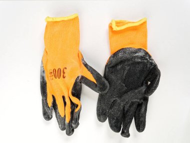 2020 beyaz arka planda bir bahçe ve sebze bahçesi için eldiven çeşitleri.