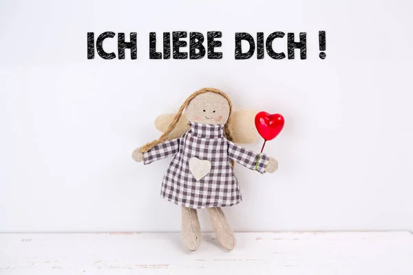 Kleine Engelspuppe Mit Einem Ballonroten Herz Und Dem Text Ich — Stockfoto