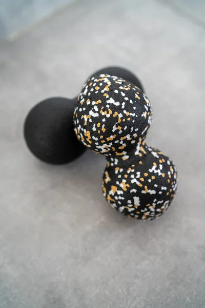 Bağ kemikleri kemik şeklinde.