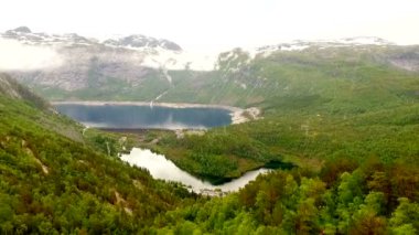 Norveç'te hava görüntüleri yol. Güzel doğa Norveç. Merdiven troll