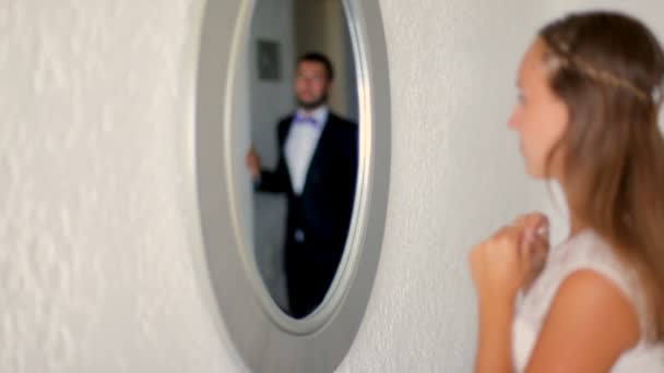Wedding day. The bride and groom at the hotel on their wedding day — Stock Video