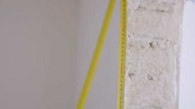 Plastik pencere yüklerken açılış pencere ölçme