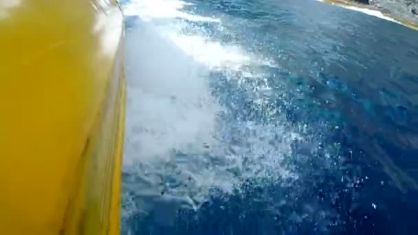 Voyage en mer en bateau à moteur. Merry Travel Concept. Espagne, Îles Canaries . — Video