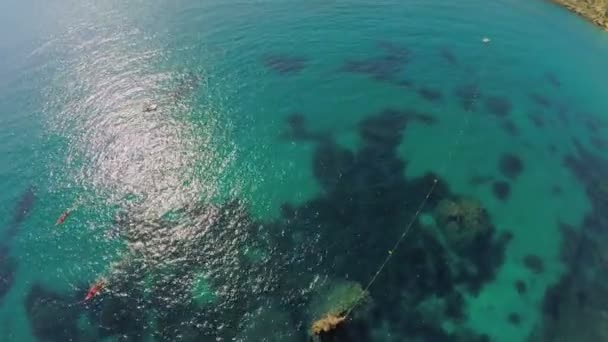 Vue aérienne de la côte pittoresque de la mer. Malte — Video