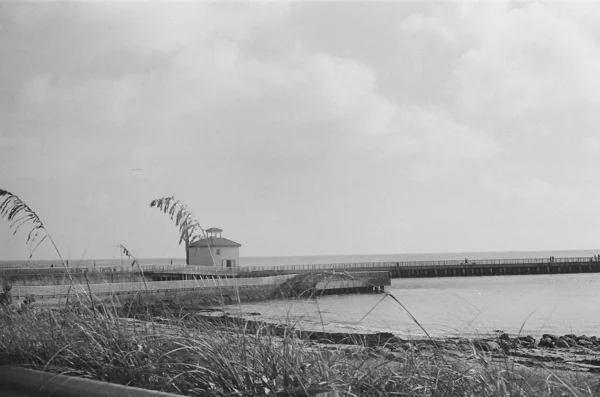 フィルムに撮られた西パームビーチの水の風景 — ストック写真