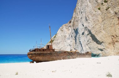 Zakynthos 'taki Navagio sahilinin enkazı.