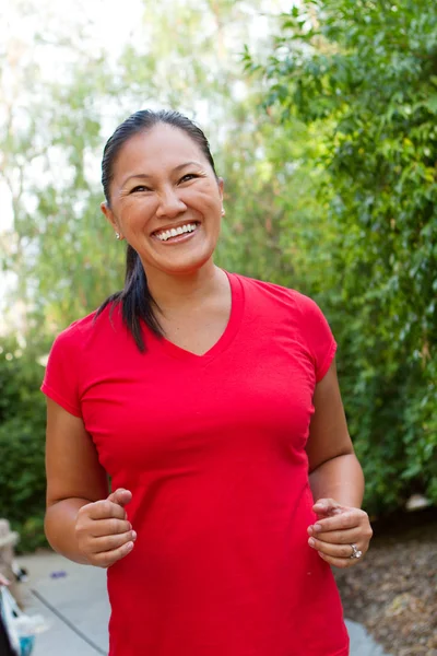 Healthy woman exercising and getting fit. — Stock Photo, Image