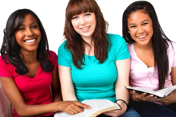 Diverso grupo de estudiantes adolescentes listos para estudiar . —  Fotos de Stock