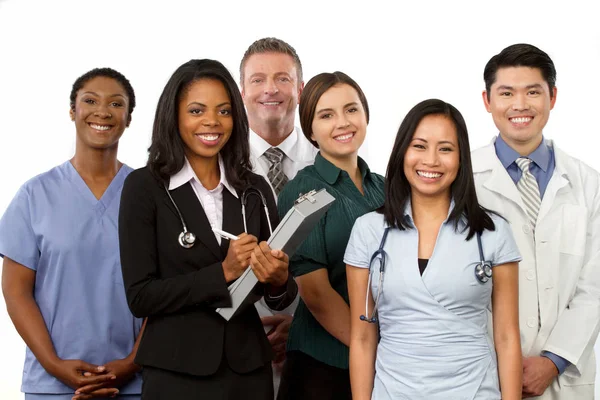 Různorodá skupina poskytovatelů zdravotní péče. — Stock fotografie
