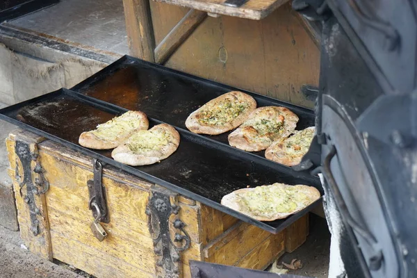 Ortaçağ pazarında tarte