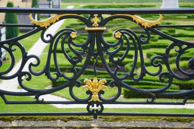 Güreş Parkı Güneşte