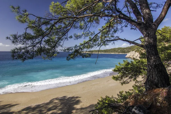 Bizanslılar Denizi üzerinde renkli gündoğumu