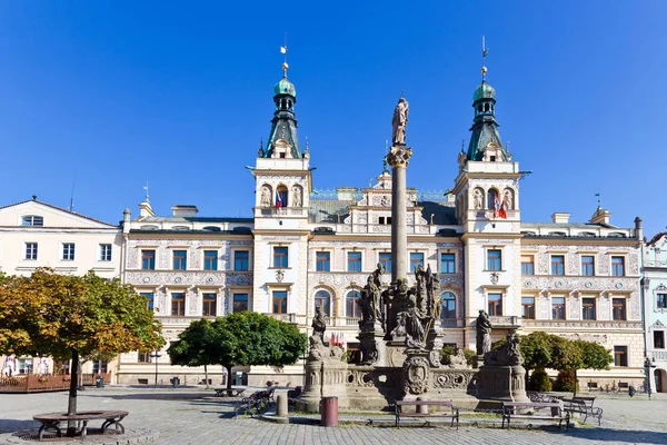 Pardubice República Checa Jul 2018 Ayuntamiento Renacentista Columna Mariana Pardubice — Foto de Stock