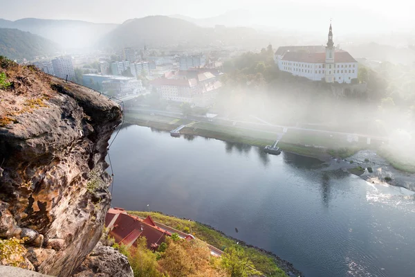 Decin Castello Pastoral Cliff Città Decin Boemia Settentrionale Repubblica Ceca — Foto Stock