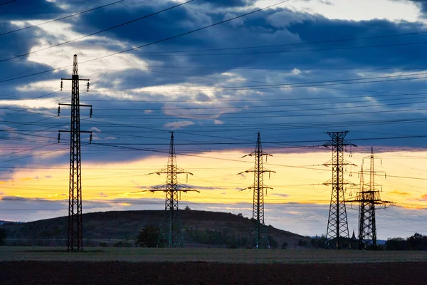 Elettricità Energia Elettrica Industria Pali Elettrici Tramonto Con Cielo Colorato — Foto Stock