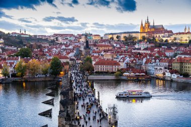 Charles Köprüsü Amerikanlar nehir, Lesser town (Unesco), Prague castle, Prague, Çek Cumhuriyeti