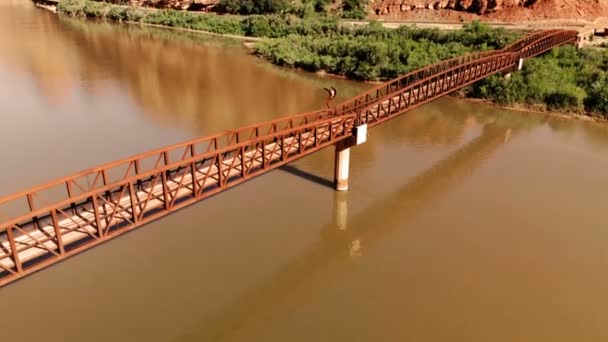 Die Stadt Moab Utah Vereinigte Staaten Rote Felslandschaften Der Fluss — Stockvideo