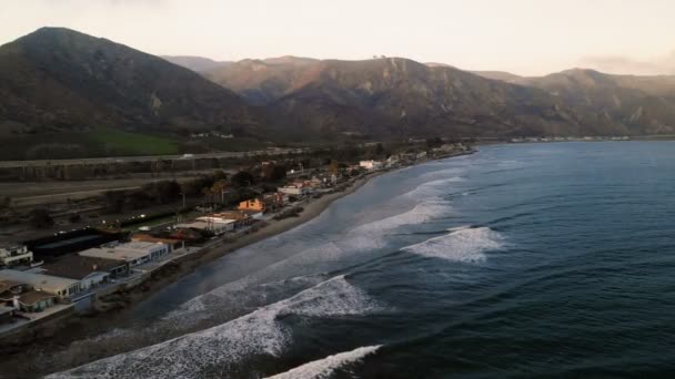 Veduta Aerea Delle Case Mare Lungo Costa Del Pacifico California — Video Stock
