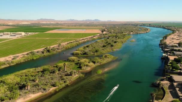 Vista Aérea Del Río Colorado California Arizona Border Esquí Acuático — Vídeo de stock