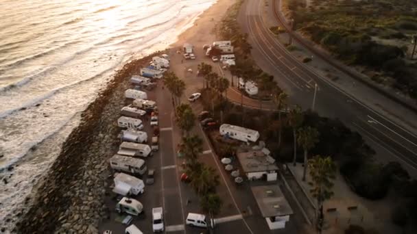 Parque Caravanas Camping Costa California Océano California Atardecer Vista Aérea — Vídeo de stock