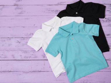 Erkekler, çocuklar, çocuklar (pamuklu Pike polo) için giyim. Bahar Yaz c