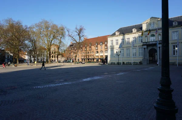 Brugge Turist Şehri Manzarası Kanallar Eski Evler Eski Sokaklar Turist — Stok fotoğraf