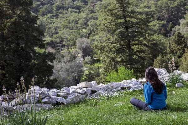 Ancak kadın zammı ve güzellik dağlardaki dinlen.