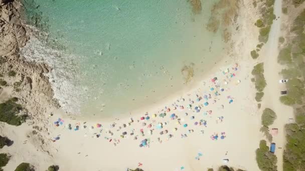 Drone vista di una baia in Sardegna — Video Stock