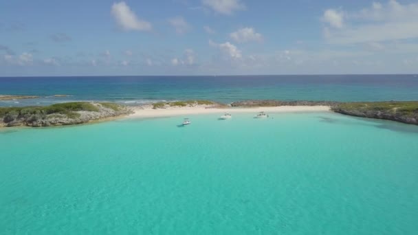 Drone bird view of exuma in the bahamas. summer vaction — Stock Video