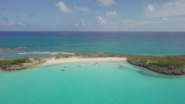 Drone bird view of exuma in the bahamas. summer vaction — Stock Video