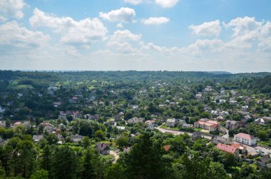 Kremenets şehrinin panoramik manzarası Bona Dağı, Ternopil Bölgesi, Ukrayna