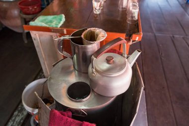 Turkish Coffee Shop kahve makinesi. Antik kahve dükkanı: Nonthaburi, Thailand