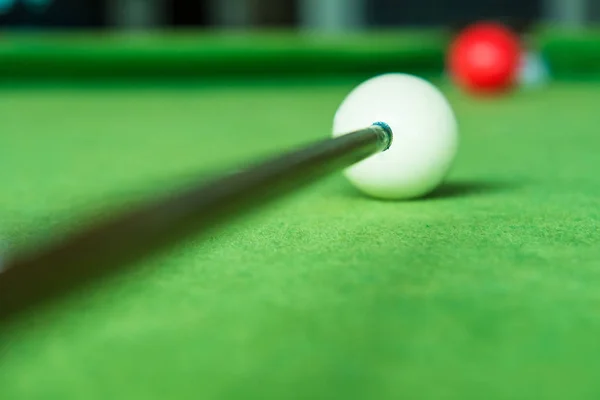 Close up snooker ball on the green snooker table. — Stock Photo, Image