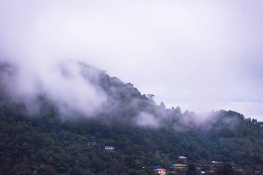 Yayladan sisli sabah sisli sabah. Tayland.