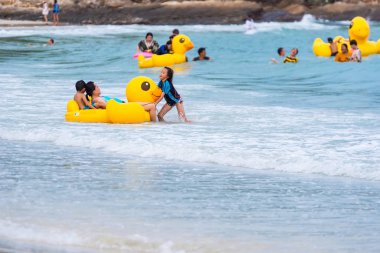 Rayong, Tayland - May, 10, 2019 : Tanımlanamayan isim İnsanlar Play